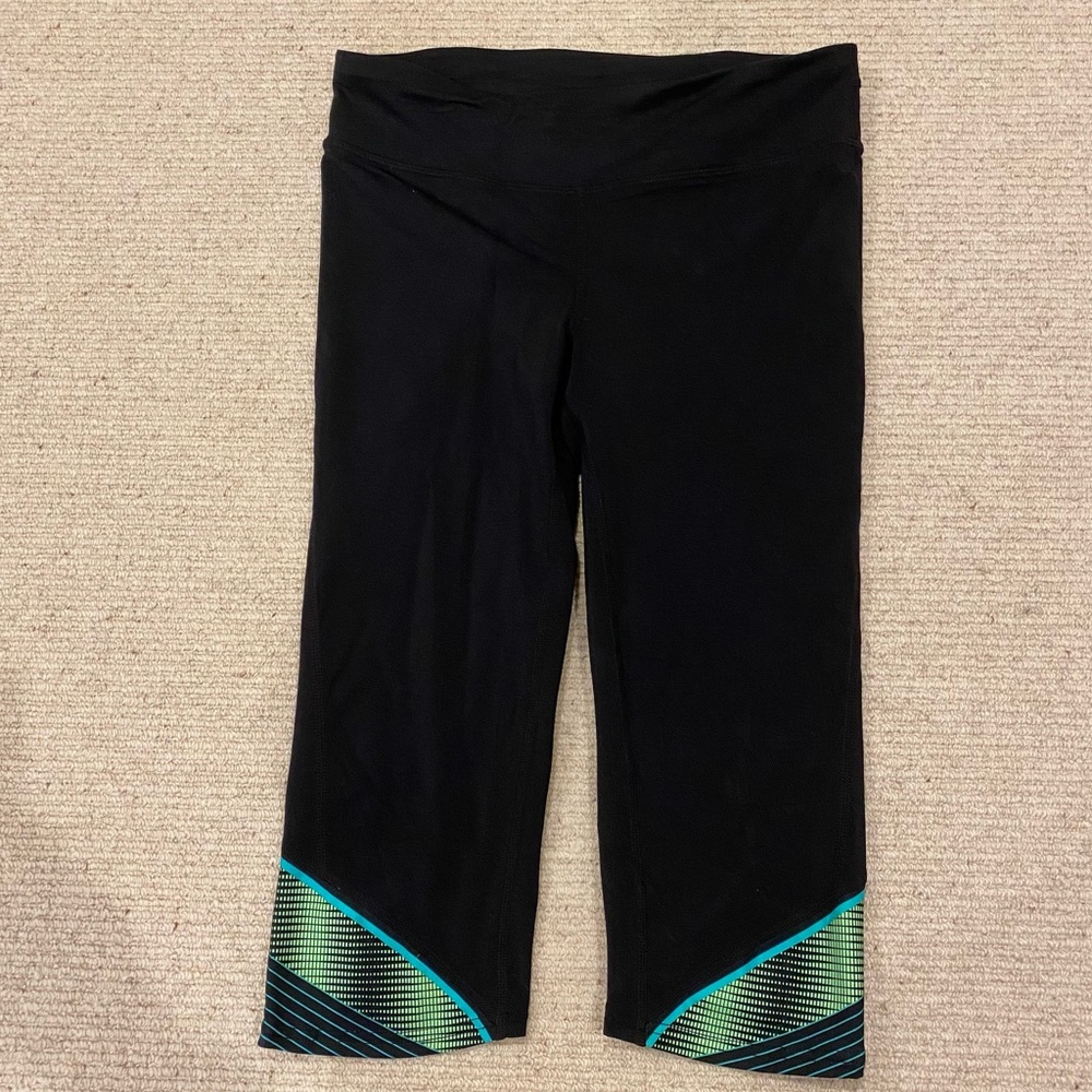 GapFit capri leggings